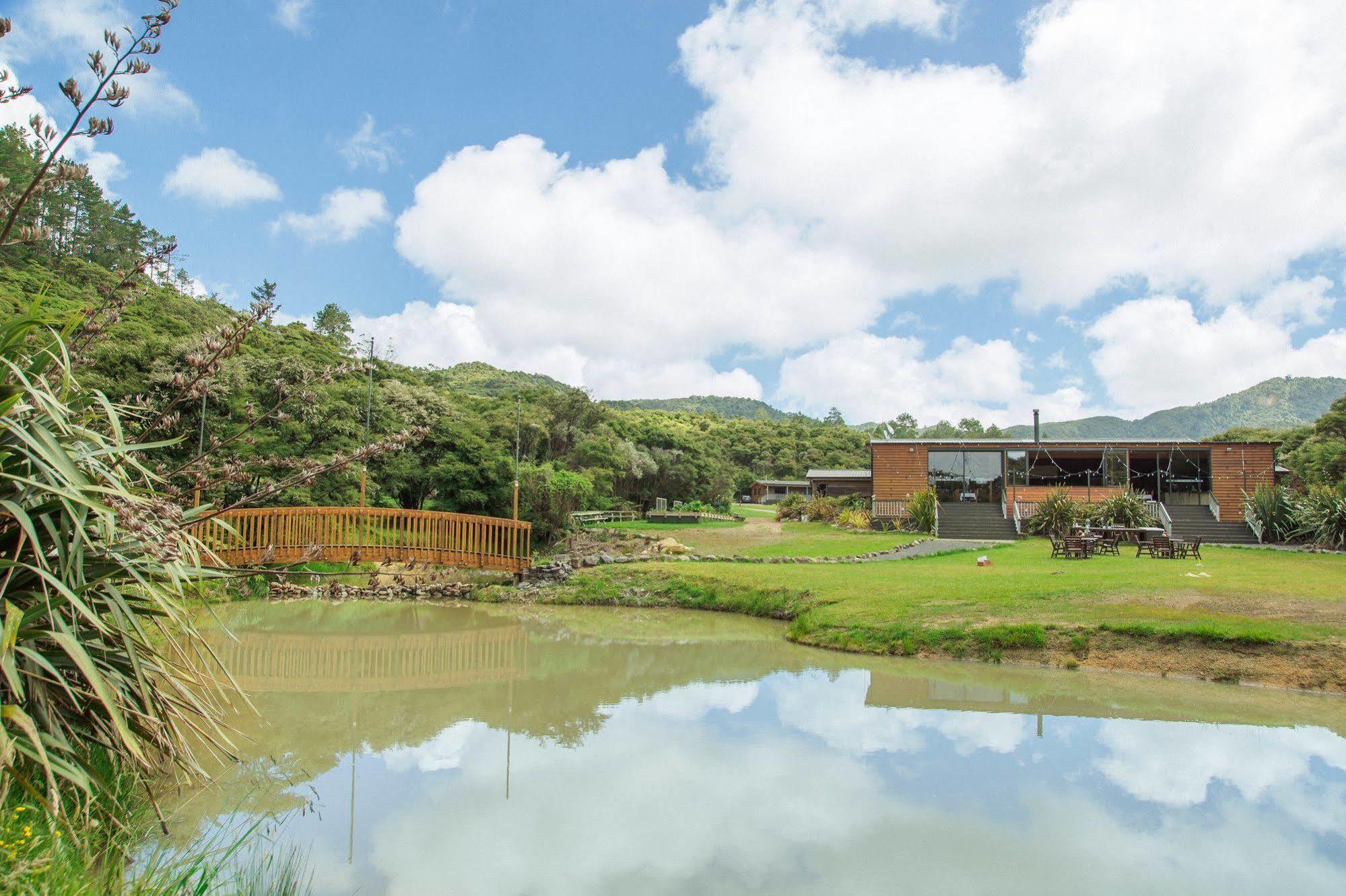 Tangiaro Retreat Villa Port Charles Exterior photo